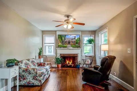 2414 Farthing St, Durham, NC 27704 photo 5