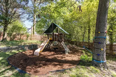 9 Heather Pl, Durham, NC 27707 photo 36