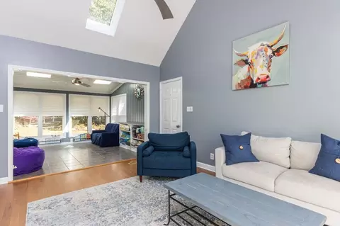 9 Heather Pl, Durham, NC 27707 photo 15