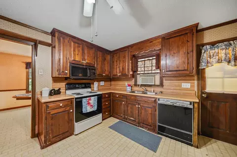 2256 Tew Rd, Godwin, NC 28344 photo 10