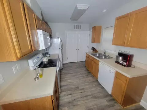 608 N Maple St, Durham, NC 27703 photo 3