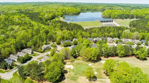 1201 Champions Pointe Dr, Durham, NC 27712 photo 35