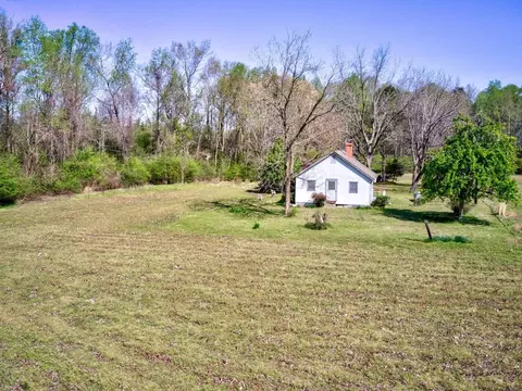 5267 Eason Rd, Wade, NC 28395 photo 8