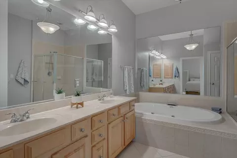 341 Bridgegate Dr, Cary, NC 27519 photo 18