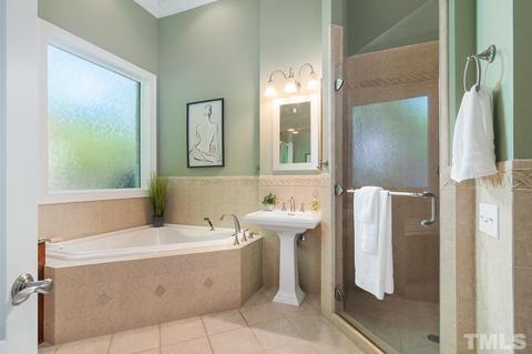 3 Thornblade Ct, Durham, NC 27712 photo 34