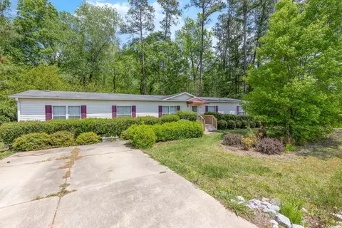 125 E Abbey Ct, Smithfield, NC 27577 photo 3