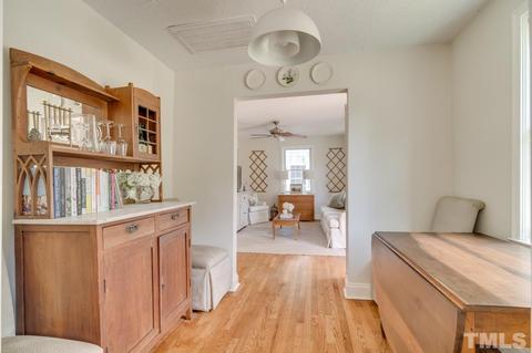 409 E Hammond St, Durham, NC 27704 photo 10