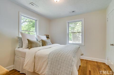 409 E Hammond St, Durham, NC 27704 photo 21