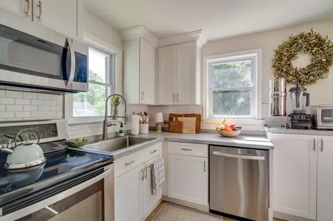 409 E Hammond St, Durham, NC 27704 photo 4