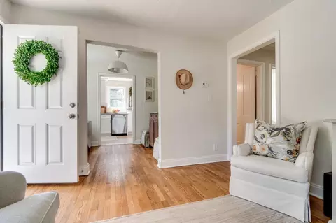 409 E Hammond St, Durham, NC 27704 photo 2