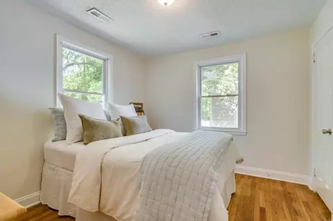 409 E Hammond St, Durham, NC 27704 photo 21