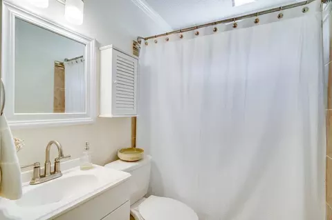 409 E Hammond St, Durham, NC 27704 photo 24