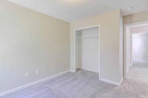 607 Crossing Dr, Durham, NC 27703 photo 30