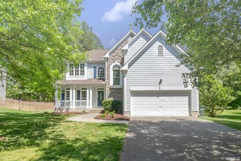 607 Crossing Dr, Durham, NC 27703 photo 1