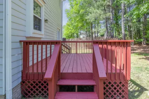 607 Crossing Dr, Durham, NC 27703 photo 36