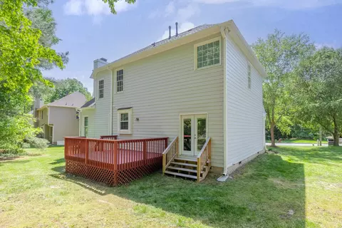 607 Crossing Dr, Durham, NC 27703 photo 34