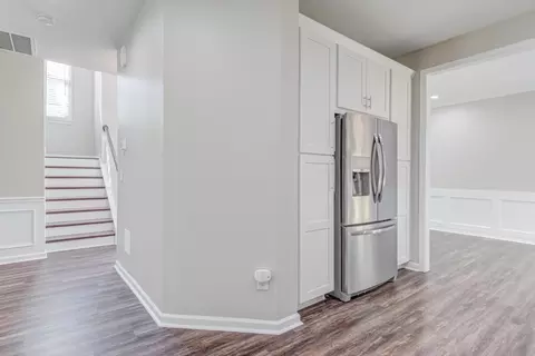 607 Crossing Dr, Durham, NC 27703 photo 10