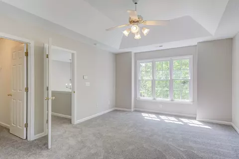 607 Crossing Dr, Durham, NC 27703 photo 22