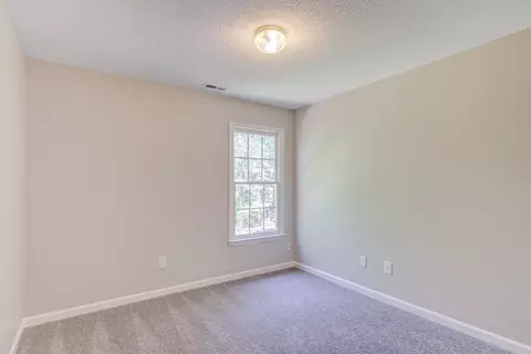 607 Crossing Dr, Durham, NC 27703 photo 29