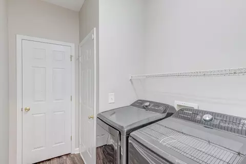 607 Crossing Dr, Durham, NC 27703 photo 21