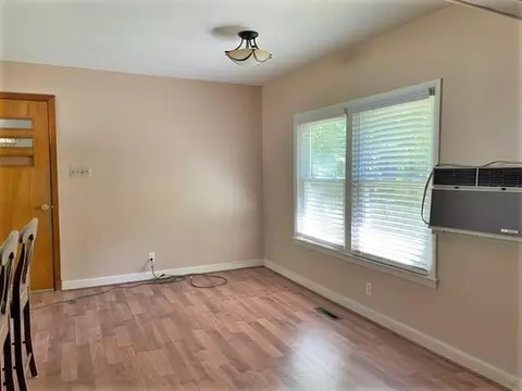 26 Hawthorne Dr, Durham, NC 27712 photo 6