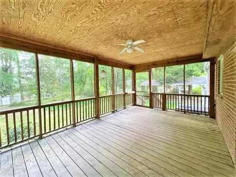 26 Hawthorne Dr, Durham, NC 27712 photo 17