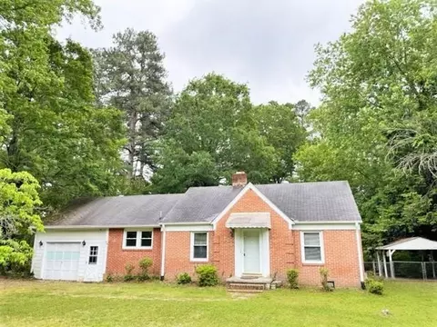 26 Hawthorne Dr, Durham, NC 27712 photo 1