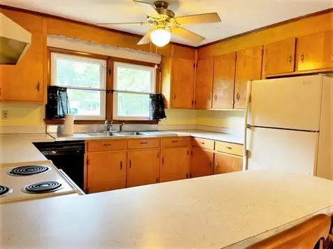 26 Hawthorne Dr, Durham, NC 27712 photo 8