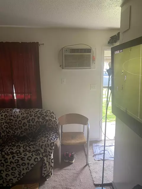 624 Middle St, Durham, NC 27703 photo 4