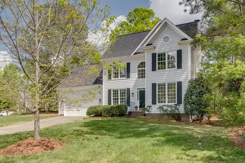 4 Wickersham Dr, Durham, NC 27713 photo 2