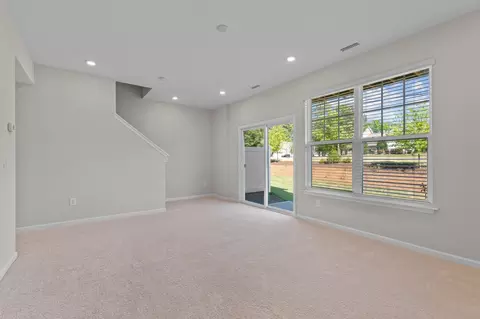 1260 Commack Dr, Durham, NC 27703 photo 9