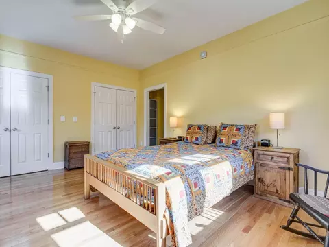 1516 W Markham Ave, Durham, NC 27705 photo 32