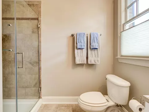 1516 W Markham Ave, Durham, NC 27705 photo 41