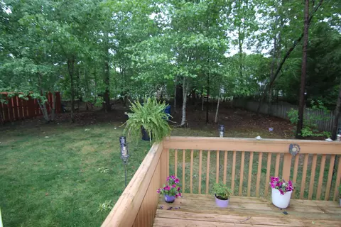 1812 Turning Leaf Ln, Durham, NC 27712 photo 2
