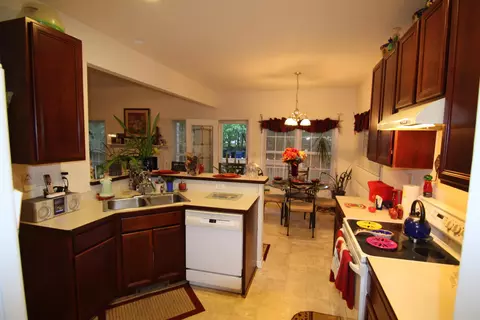 1812 Turning Leaf Ln, Durham, NC 27712 photo 6