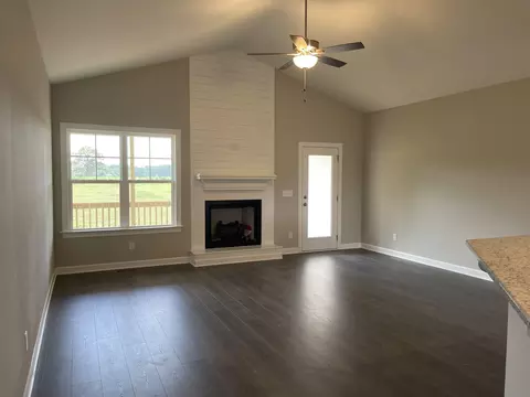 13 S Goodling Park Dr, Selma, NC 27576 photo 17