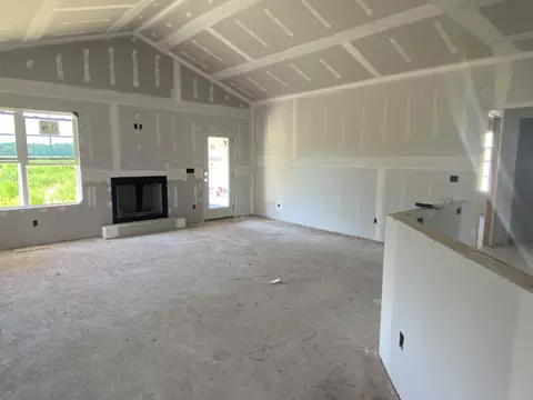 13 S Goodling Park Dr, Selma, NC 27576 photo 9