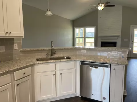 13 S Goodling Park Dr, Selma, NC 27576 photo 20