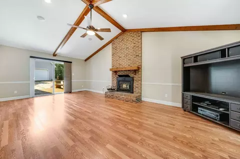 504 Commander Dr, Wendell, NC 27591 photo 2