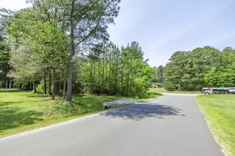 102 Mickey Cir, Durham, NC 27712 photo 4