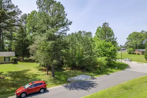 102 Mickey Cir, Durham, NC 27712 photo 5