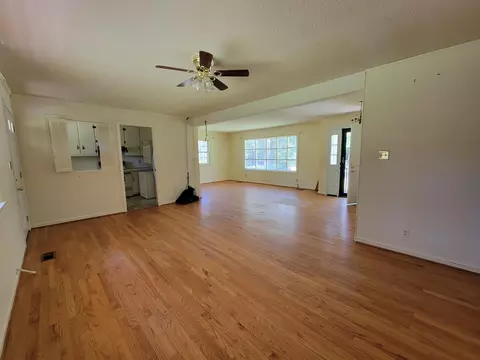 410 Argonne Dr, Durham, NC 27704 photo 6