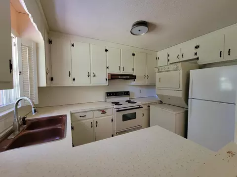 410 Argonne Dr, Durham, NC 27704 photo 8