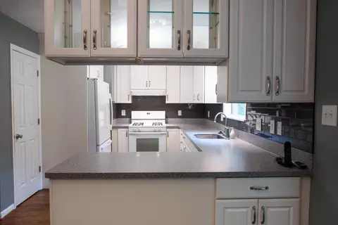 116 Baldwin Dr, Durham, NC 27712 photo 9