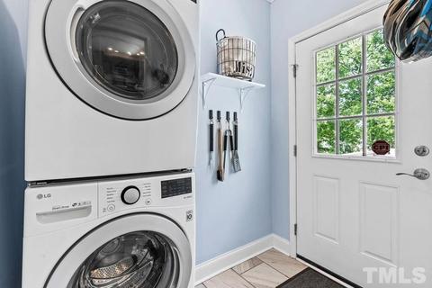 609 N Hyde Park Ave, Durham, NC 27703 photo 23