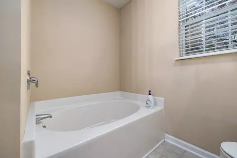 902 Statler Dr, Durham, NC 27703 photo 31