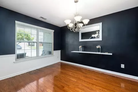 902 Statler Dr, Durham, NC 27703 photo 8