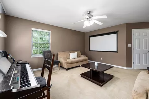 902 Statler Dr, Durham, NC 27703 photo 18