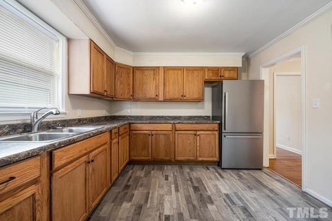 1009 Fairview St, Durham, NC 27707 photo 6