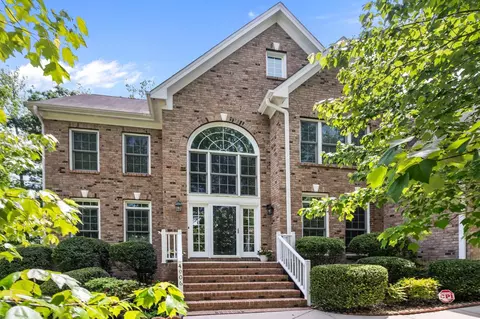 4906 Paces Ferry Dr, Durham, NC 27712 photo 2